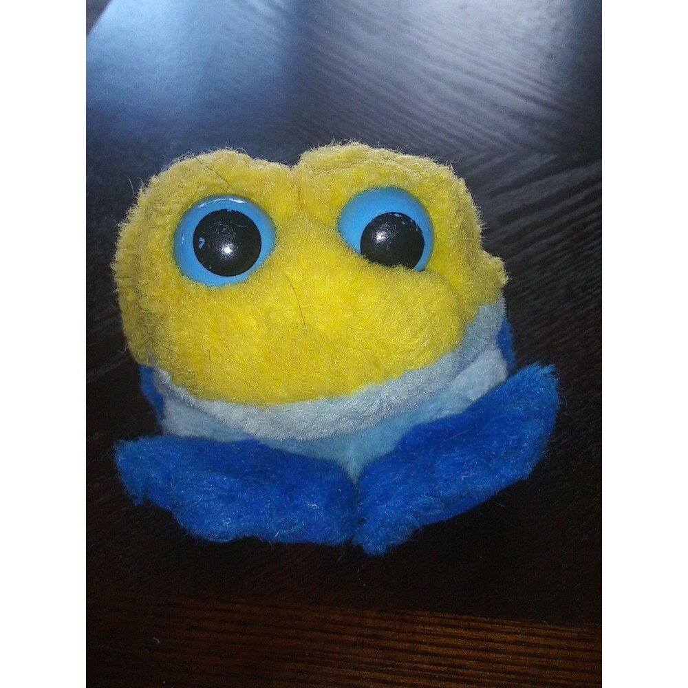 Swibco Puffkins Winky The Yellow Frog Bean Bag Plush Toy